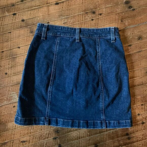 J Crew dark wash copper button down the front 4 denim mini skirt - Picture 3 of 3